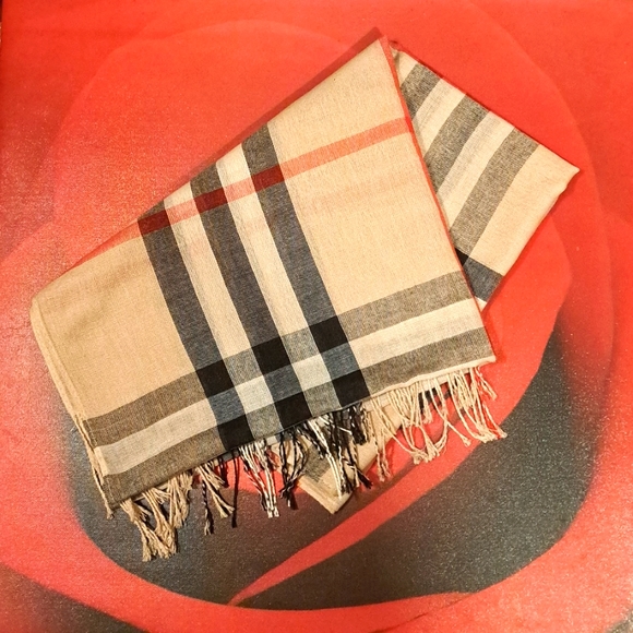 Fashion Scarf - Picture 1 of 5